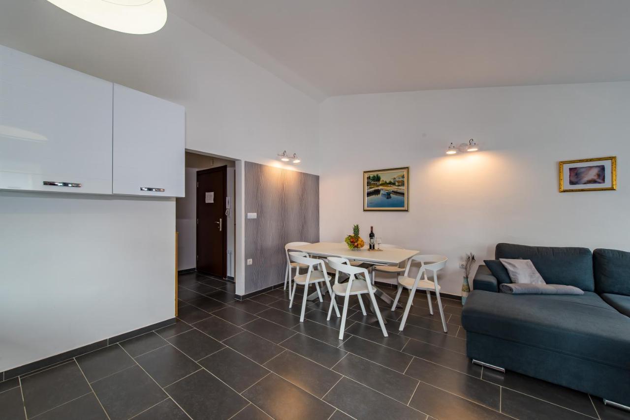 Sunset Apartment ซาดาร์ ภายนอก รูปภาพ