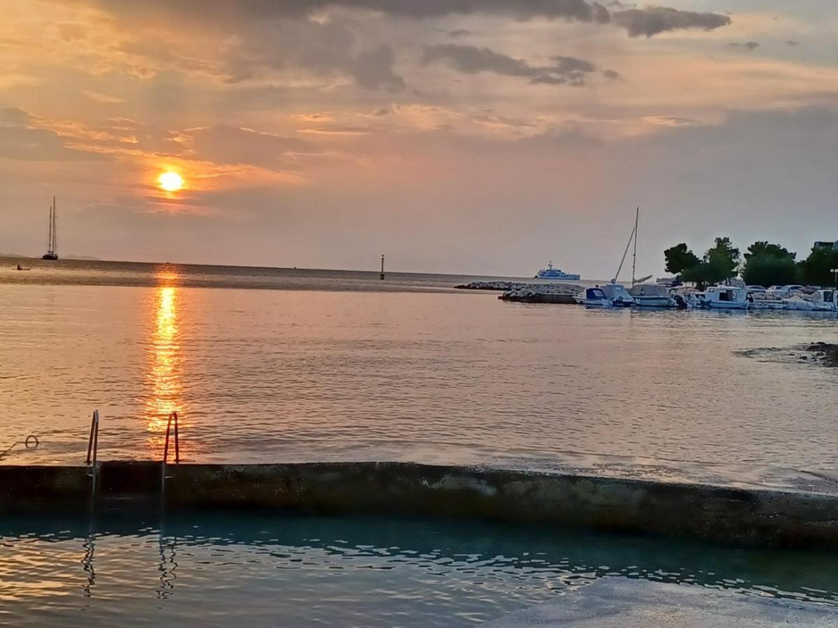 Sunset Apartment ซาดาร์ ภายนอก รูปภาพ