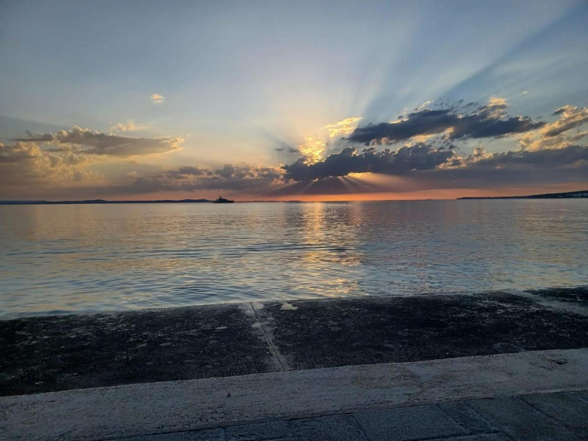Sunset Apartment ซาดาร์ ภายนอก รูปภาพ